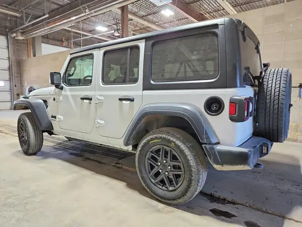 1C4PJXDN7RW239291 2024 JEEP WRANGLER - Image 2