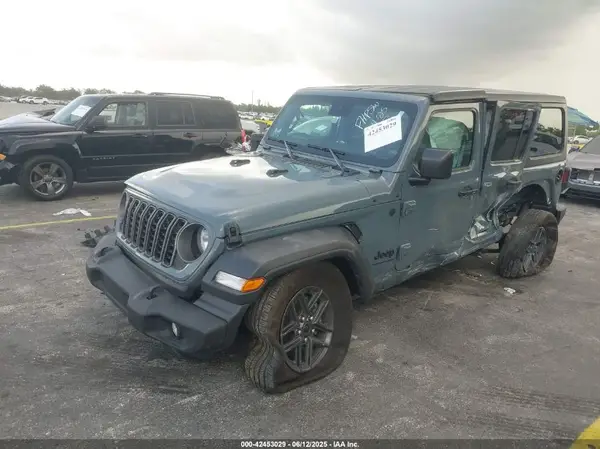 1C4PJXDN8RW370133 2024 JEEP WRANGLER - Image 2