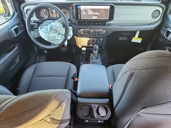 1C4PJXDN8TW223785 2026 JEEP WRANGLER - Image 8