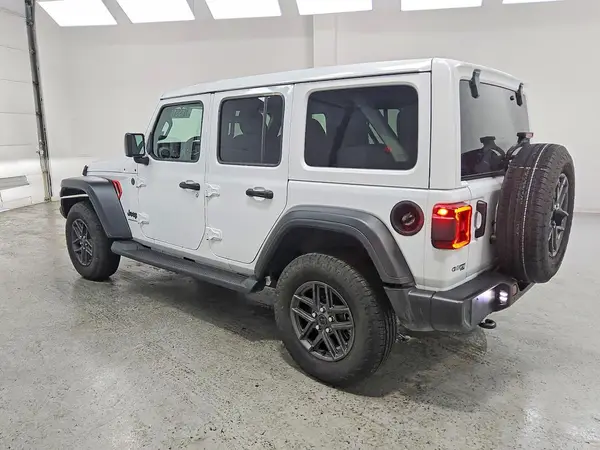 1C4PJXDNXSW509247 2025 JEEP WRANGLER - Image 2