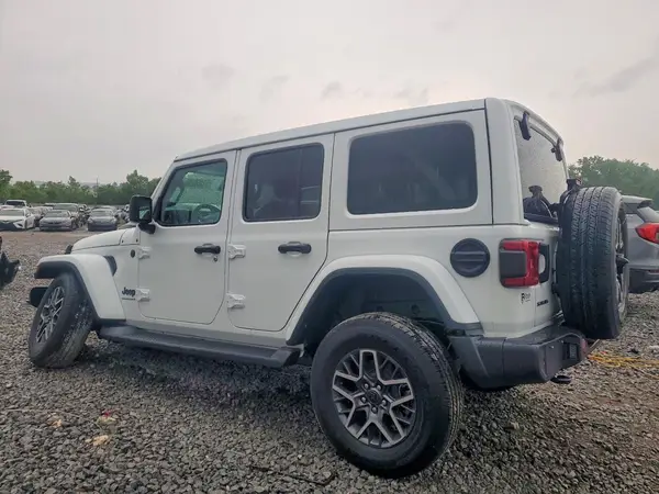 1C4PJXEG6TW175168 2026 JEEP WRANGLER - Image 2