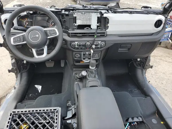 1C4PJXEG7RW355395 2024 JEEP WRANGLER - Image 8