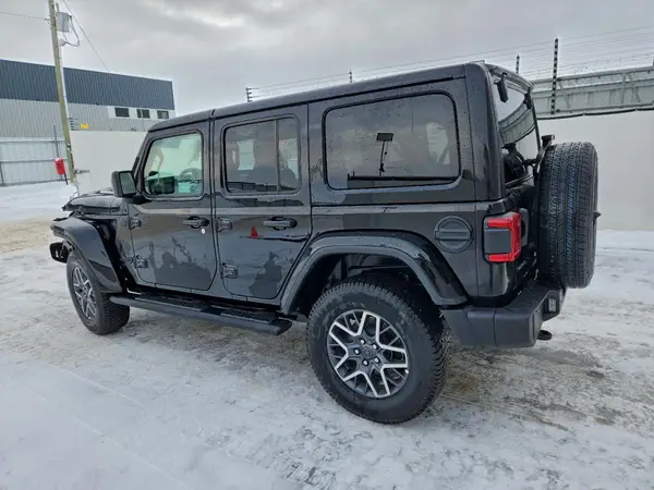 1C4PJXEG7SW633542 2025 JEEP WRANGLER - Image 2