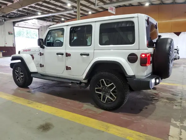 1C4PJXEG8RW354580 2024 JEEP WRANGLER - Image 2