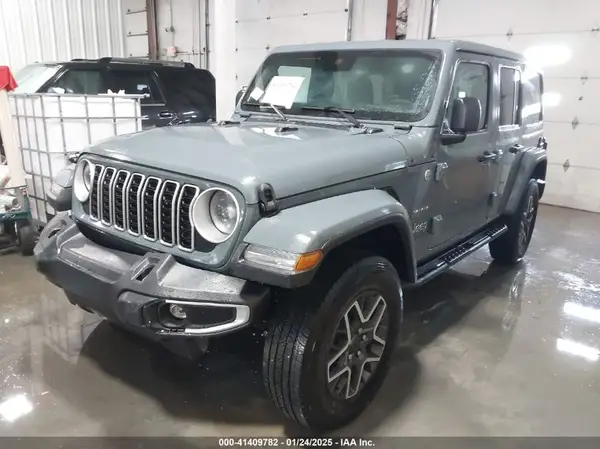1C4PJXEG9RW355379 2024 JEEP WRANGLER - Image 2