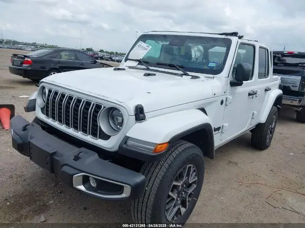 1C4PJXEN1SW528297 2025 JEEP WRANGLER - Image 2