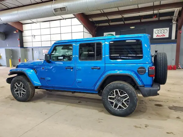 1C4PJXEN1SW644941 2025 JEEP WRANGLER - Image 2