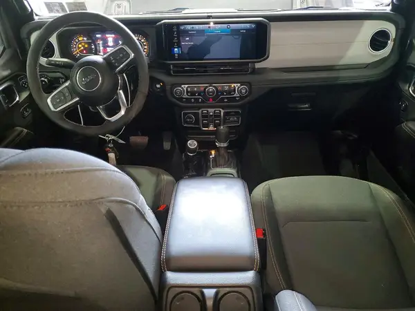 1C4PJXEN3SW560328 2025 JEEP WRANGLER - Image 8