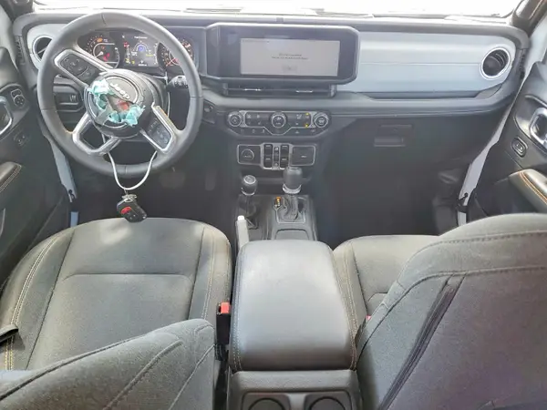 1C4PJXEN4SW506035 2025 JEEP WRANGLER - Image 8