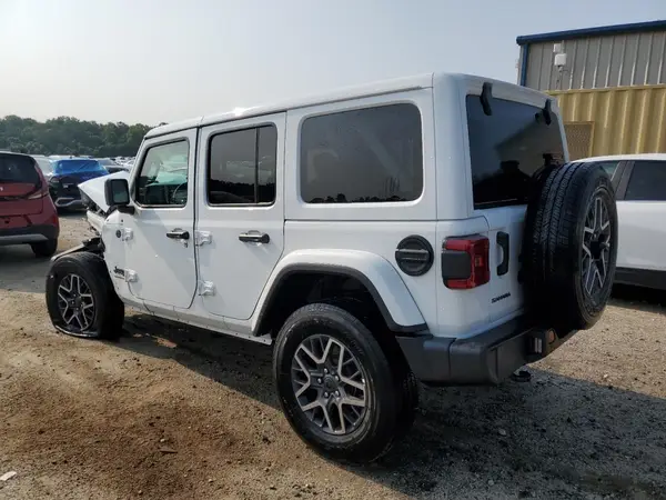 1C4PJXEN4SW569555 2025 JEEP WRANGLER - Image 2
