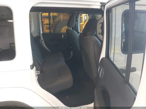 1C4PJXEN4TW264185 2026 JEEP WRANGLER - Image 8