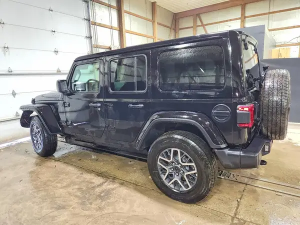 1C4PJXEN5TW235083 2026 JEEP WRANGLER - Image 2