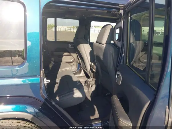 1C4PJXEN9SW529245 2025 JEEP WRANGLER - Image 8