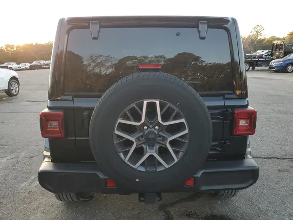 2024 JEEP WRANGLER auction photo 6