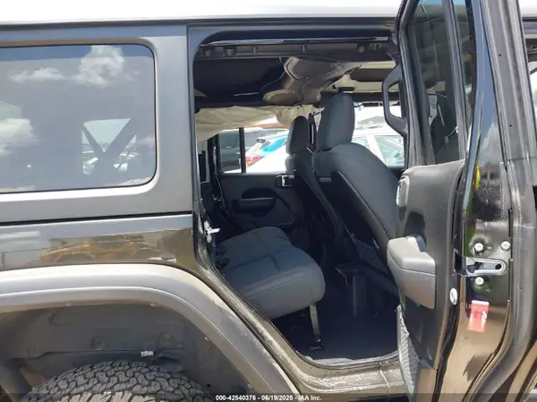 1C4PJXFG8RW299949 2024 JEEP WRANGLER - Image 8