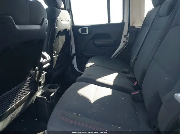 1C4PJXFG9RW307699 2024 JEEP WRANGLER - Image 8