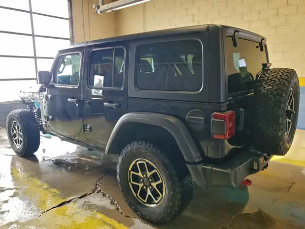 1C4PJXFN0SW500229 2025 JEEP WRANGLER - Image 2