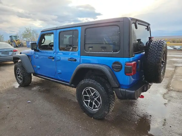 1C4PJXFN1SW663567 2025 JEEP WRANGLER - Image 2