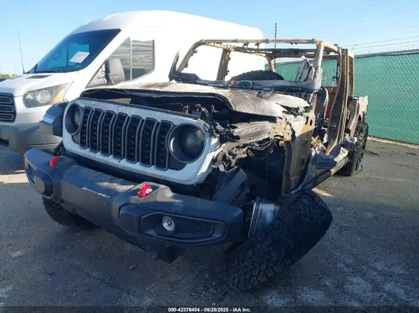 1C4PJXFN5SW528186 2025 JEEP WRANGLER - Image 2