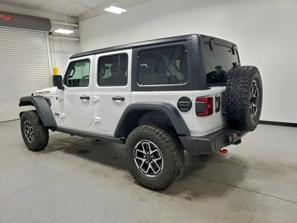 1C4PJXFN6SW663645 2025 JEEP WRANGLER - Image 2
