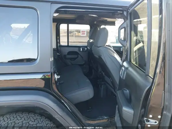 1C4PJXFN8TW194558 2026 JEEP WRANGLER - Image 8