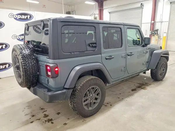 1C4PJXKN8RW233891 2024 JEEP WRANGLER - Image 2