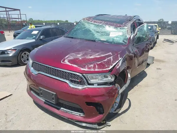 1C4RDHAG1RC257993 2024 DODGE DURANGO - Image 2