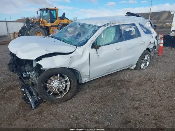 1C4RDJDG8SC546829 2025 DODGE DURANGO - Image 2