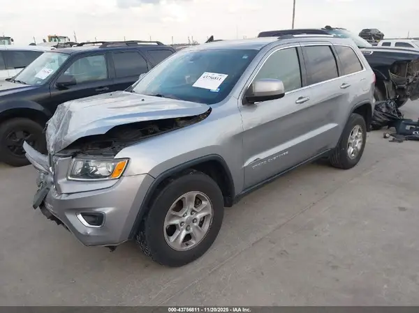 1C4RJEAG0GC386747 2016 JEEP GRAND CHEROKEE - Image 2