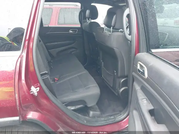 1C4RJEAG0HC609385 2017 JEEP GRAND CHEROKEE - Image 8