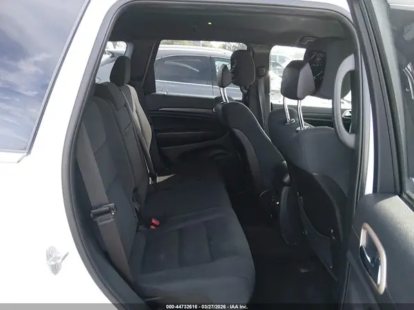 1C4RJEAG0HC677010 2017 JEEP GRAND CHEROKEE - Image 8