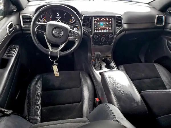 1C4RJEAG0HC868863 2017 JEEP GRAND CHEROKEE - Image 8