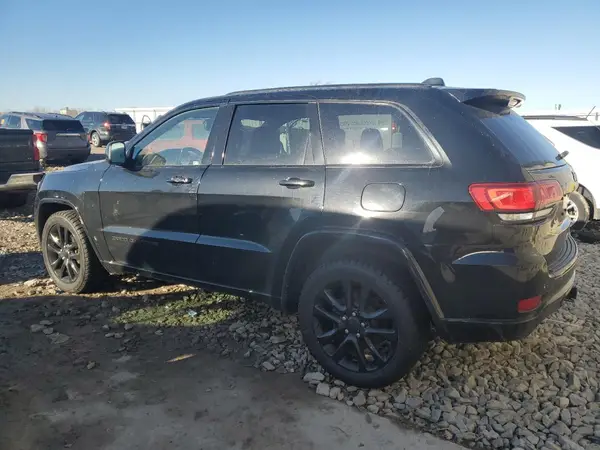 1C4RJEAG0JC124878 2018 JEEP GRAND CHEROKEE - Image 2