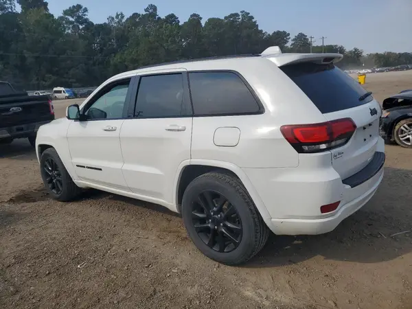 1C4RJEAG0JC125951 2018 JEEP GRAND CHEROKEE - Image 2