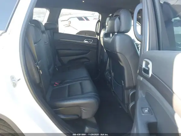 1C4RJEAG0JC304698 2018 JEEP GRAND CHEROKEE - Image 8