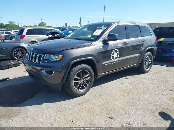 1C4RJEAG0JC407135 2018 JEEP GRAND CHEROKEE - Image 2
