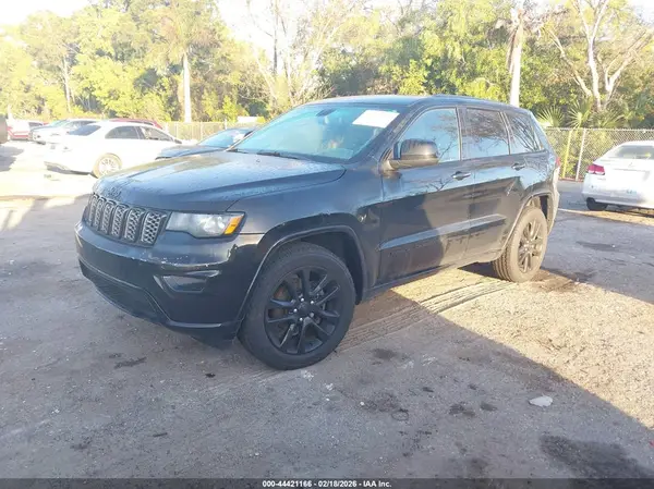 1C4RJEAG0JC433704 2018 JEEP GRAND CHEROKEE - Image 2