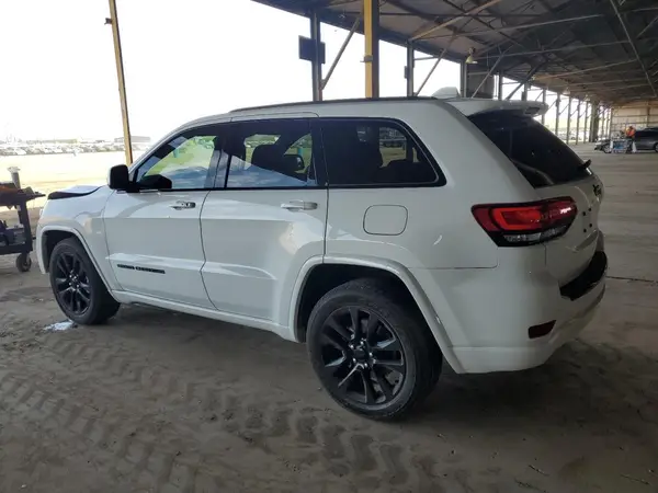 1C4RJEAG0JC437834 2018 JEEP GRAND CHEROKEE - Image 2