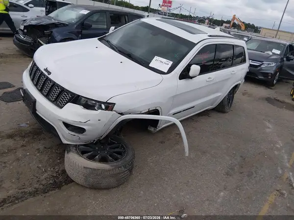 1C4RJEAG0JC488914 2018 JEEP GRAND CHEROKEE - Image 2