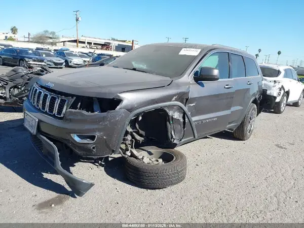 1C4RJEAG0KC776790 2019 JEEP GRAND CHEROKEE - Image 2
