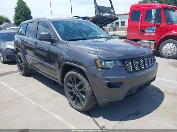 1C4RJEAG0KC778605 2019 JEEP GRAND CHEROKEE - Image 1