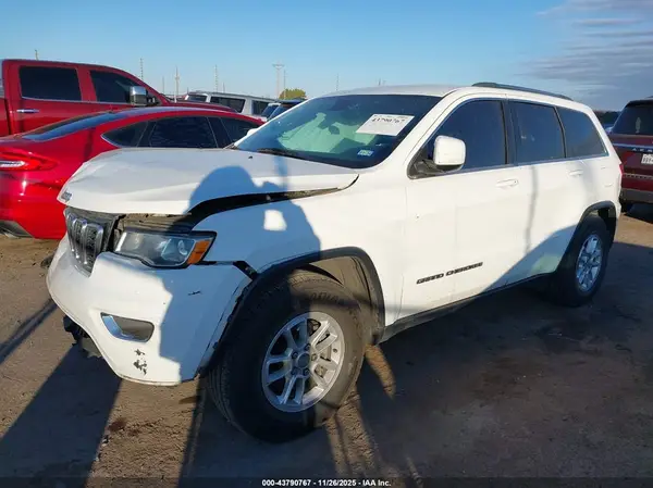 1C4RJEAG0KC833196 2019 JEEP GRAND CHEROKEE - Image 2