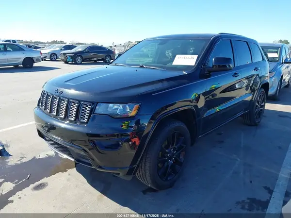 1C4RJEAG0KC844232 2019 JEEP GRAND CHEROKEE - Image 2
