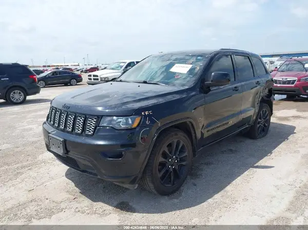 1C4RJEAG0KC857787 2019 JEEP GRAND CHEROKEE - Image 2