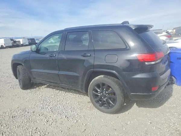 1C4RJEAG0LC182458 2020 JEEP GRAND CHEROKEE - Image 2