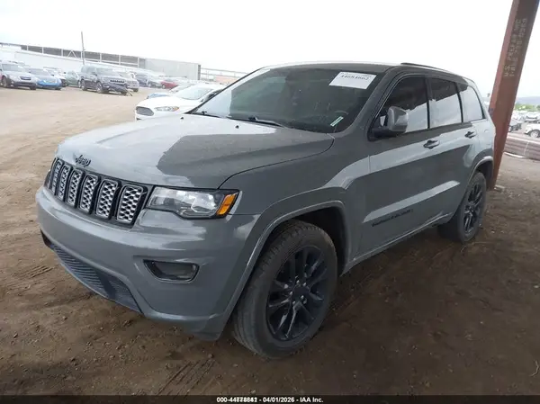1C4RJEAG0LC245655 2020 JEEP GRAND CHEROKEE - Image 2