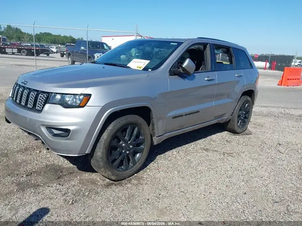 1C4RJEAG0LC355671 2020 JEEP GRAND CHEROKEE - Image 2
