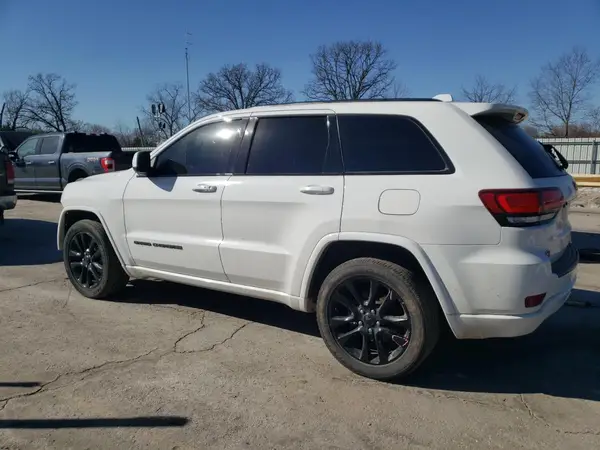 1C4RJEAG0LC369246 2020 JEEP GRAND CHEROKEE - Image 2
