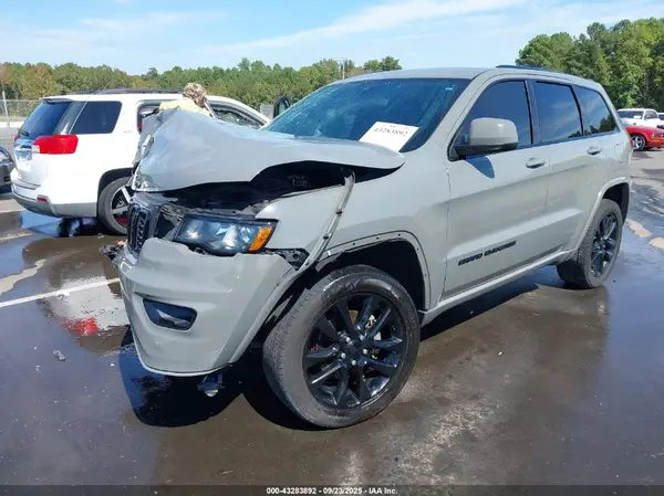 1C4RJEAG0LC392154 2020 JEEP GRAND CHEROKEE - Image 2