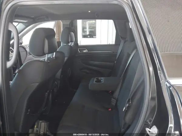 1C4RJEAG1HC664489 2017 JEEP GRAND CHEROKEE - Image 8